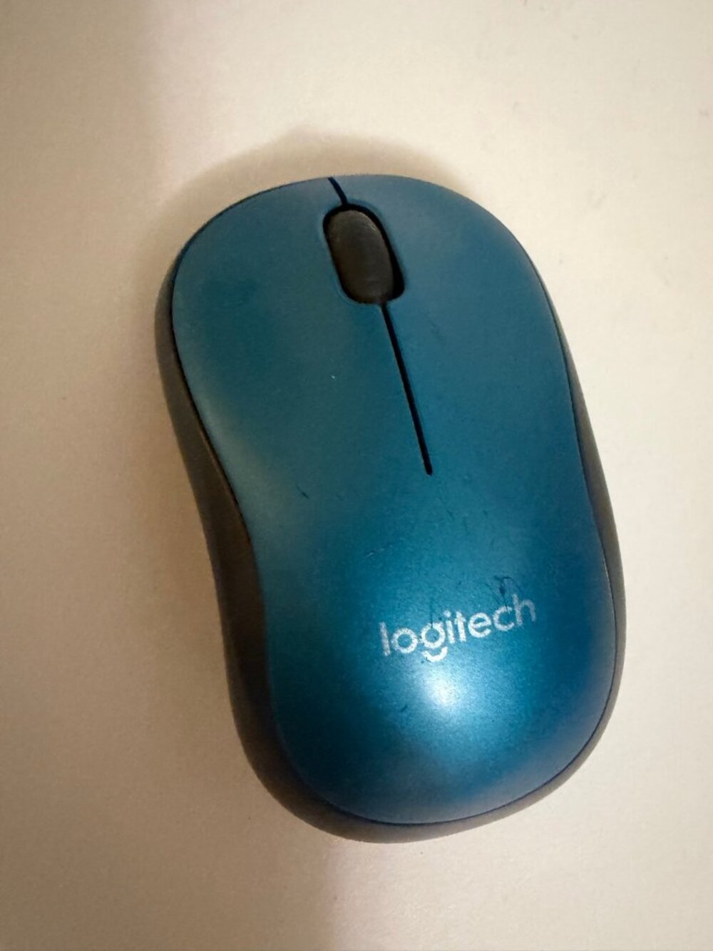 Logitech M185 Wireless Mouse Blue USB Receiver